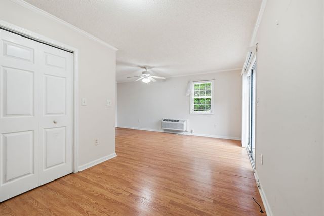 8011 McLamb Dr., Myrtle Beach, SC 29588