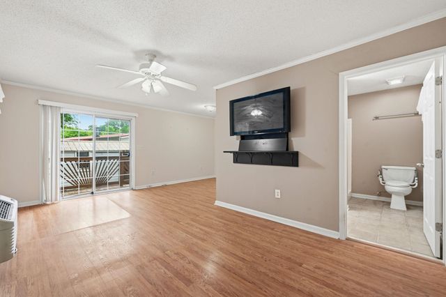 8011 McLamb Dr., Myrtle Beach, SC 29588