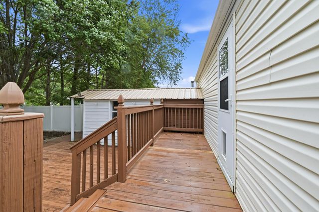 8011 McLamb Dr., Myrtle Beach, SC 29588