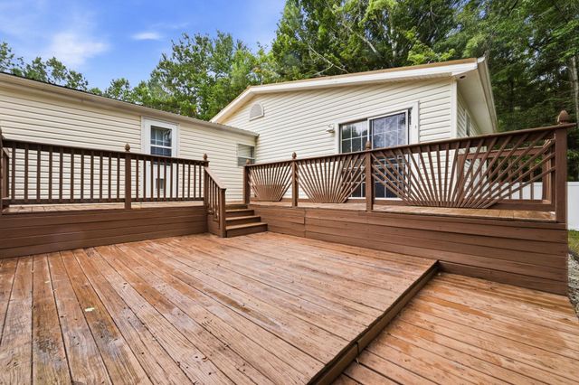 8011 McLamb Dr., Myrtle Beach, SC 29588