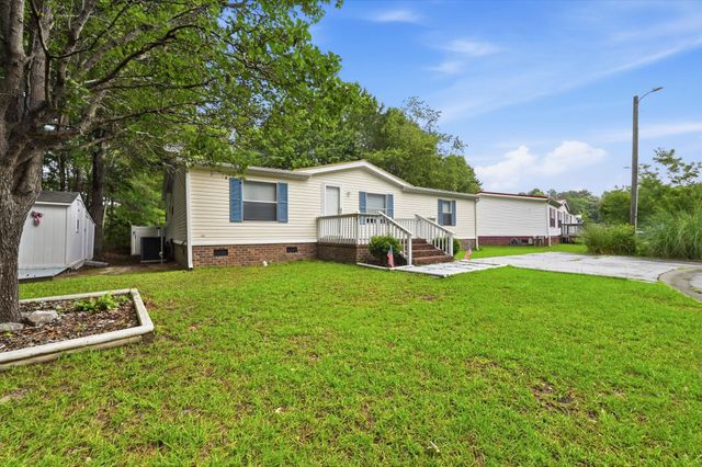 8011 McLamb Dr., Myrtle Beach, SC 29588