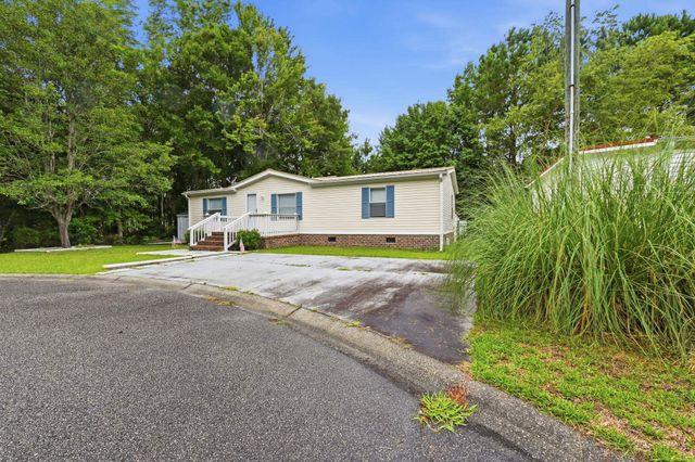 8011 McLamb Dr., Myrtle Beach, SC 29588