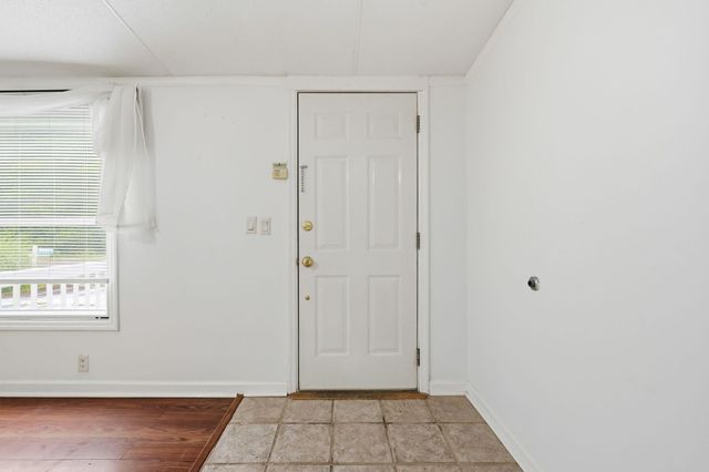 8011 McLamb Dr., Myrtle Beach, SC 29588