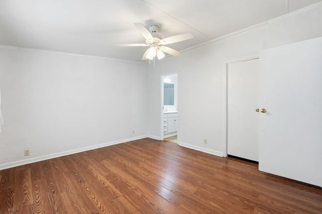 8011 McLamb Dr., Myrtle Beach, SC 29588