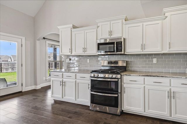 12802 LONGMIRE LOOP S, Arlington, TN 38002