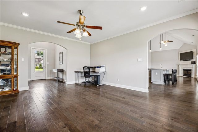 12802 LONGMIRE LOOP S, Arlington, TN 38002