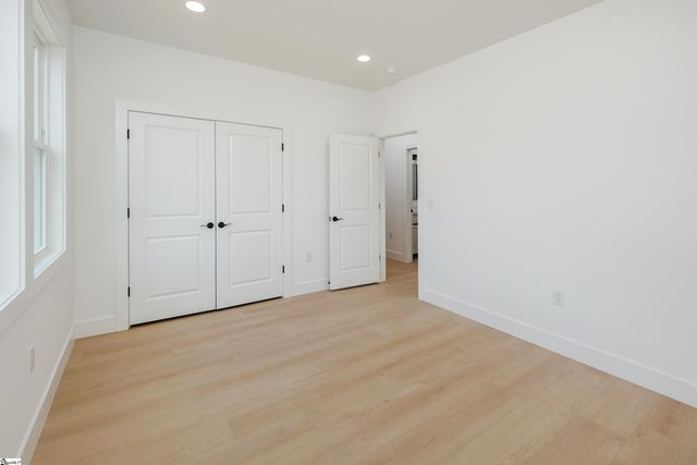 130 Simmons Road, Woodruff, SC 29388