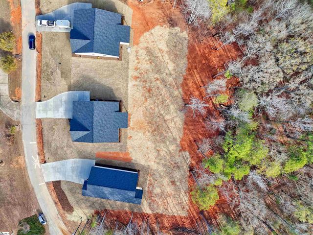 130 Simmons Road, Woodruff, SC 29388