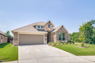 200 Tallgrass Drive, Lavon, TX 75166
