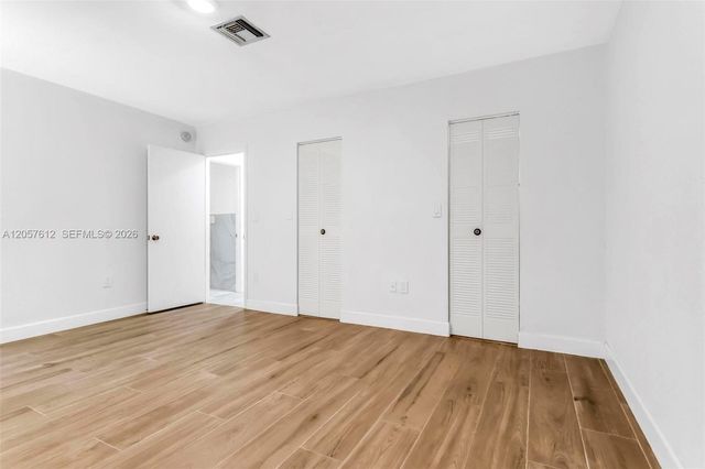 8350 Dundee Ter, Miami Lakes, FL 33016