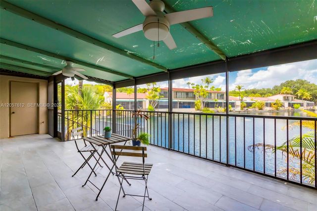 8350 Dundee Ter, Miami Lakes, FL 33016