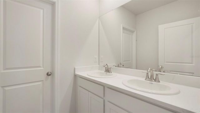 2810 FISHERY COURT, Lakewood Ranch, FL 34211