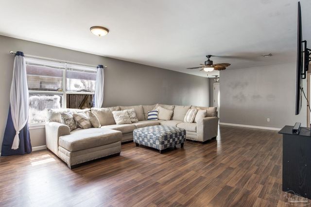 2016 Sequoia Cir, Pensacola, FL 32526