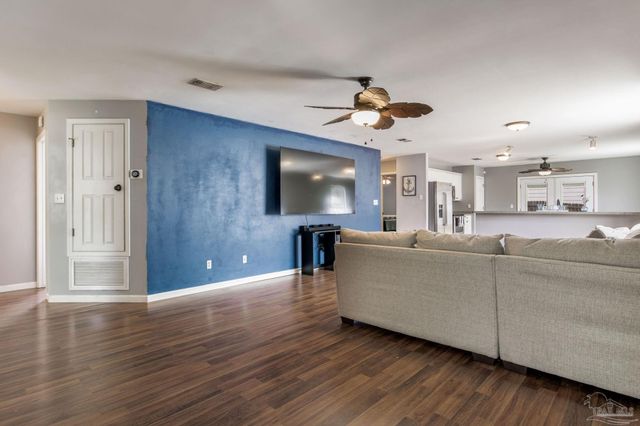 2016 Sequoia Cir, Pensacola, FL 32526