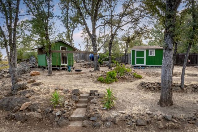 16492 Mackinaw Way, Grass Valley, CA 95949