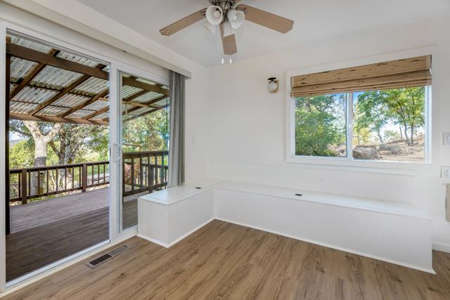 16492 Mackinaw Way, Grass Valley, CA 95949