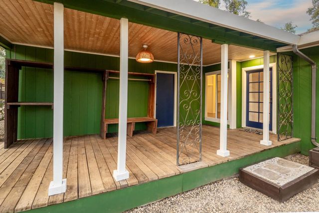 16492 Mackinaw Way, Grass Valley, CA 95949