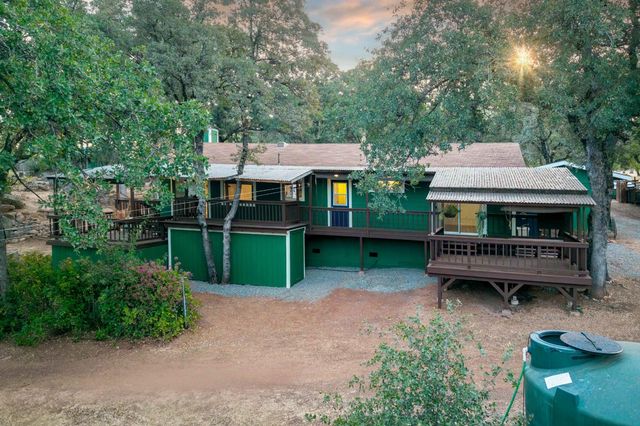 16492 Mackinaw Way, Grass Valley, CA 95949