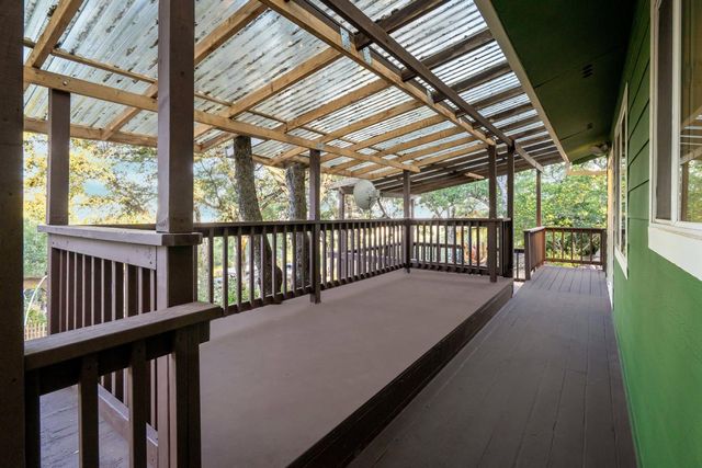 16492 Mackinaw Way, Grass Valley, CA 95949