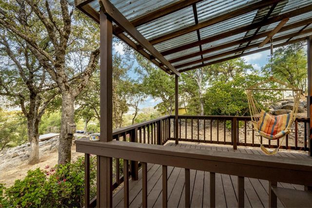 16492 Mackinaw Way, Grass Valley, CA 95949