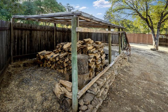 16492 Mackinaw Way, Grass Valley, CA 95949