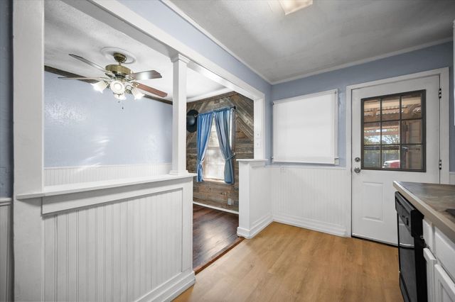 701 Poindexter Avenue, Cleburne, TX 76033