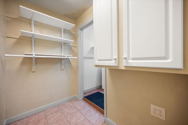 701 Poindexter Avenue, Cleburne, TX 76033