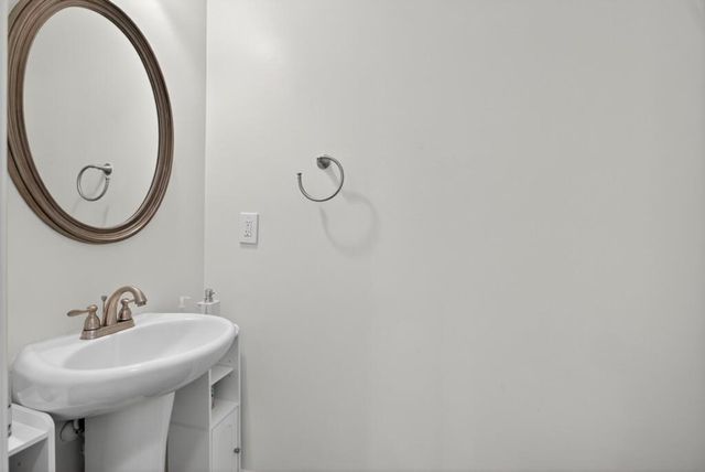 215 Semel Drive 454, Atlanta, GA 30309