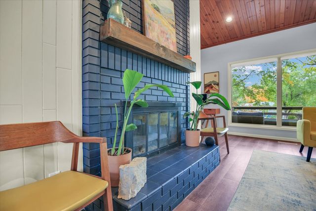 1010 Parkview Drive, Mahomet, IL 61853