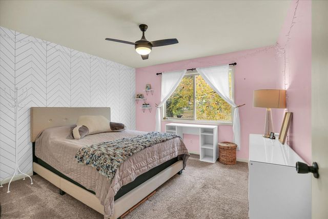 1010 Parkview Drive, Mahomet, IL 61853