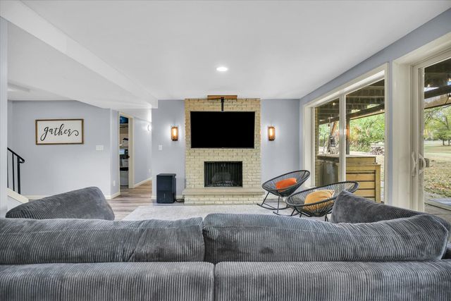 1010 Parkview Drive, Mahomet, IL 61853