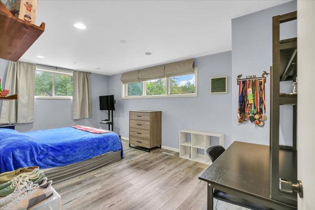 1010 Parkview Drive, Mahomet, IL 61853