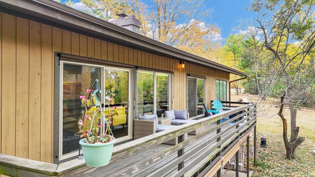 1010 Parkview Drive, Mahomet, IL 61853