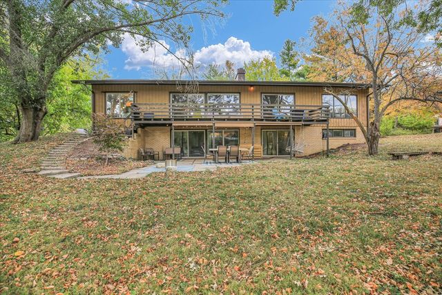 1010 Parkview Drive, Mahomet, IL 61853