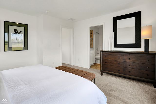 2933 Woods Edge Drive, Greenwood, IN 46143