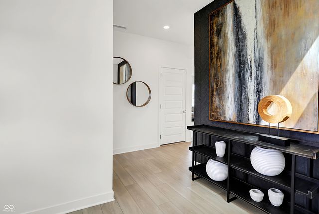 2933 Woods Edge Drive, Greenwood, IN 46143