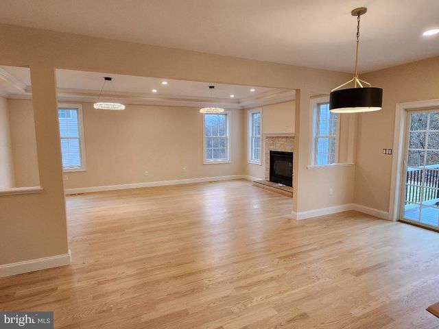 240 BANYAN DR, State College, PA 16801