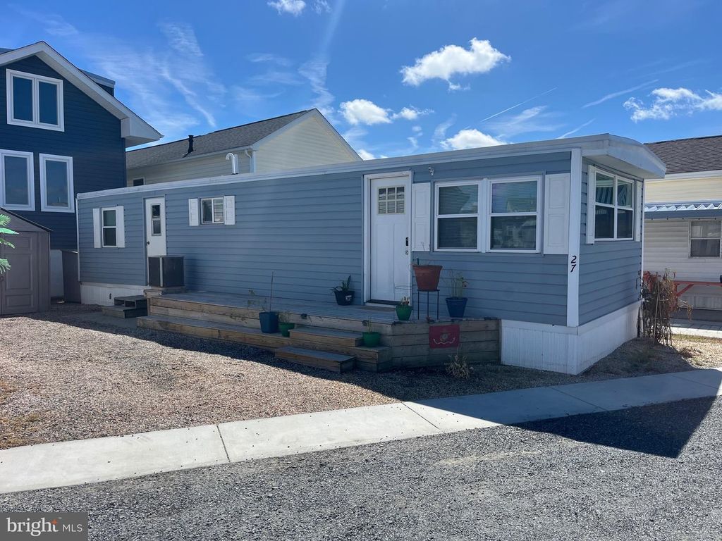 27 MIDDLE WAY LN, Ocean City, MD 21842