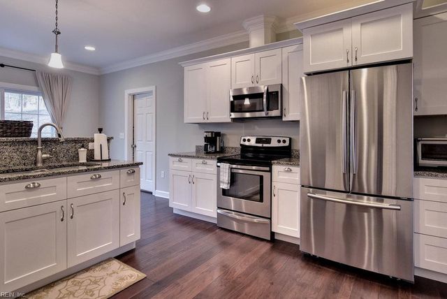 109 Rich Neck RD, Williamsburg, VA 23185