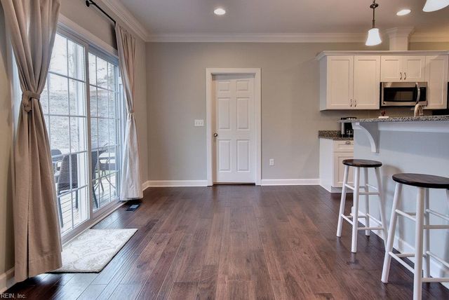 109 Rich Neck RD, Williamsburg, VA 23185