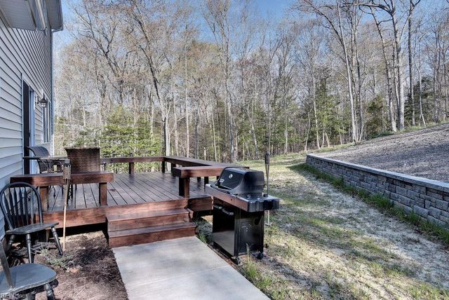 109 Rich Neck RD, Williamsburg, VA 23185