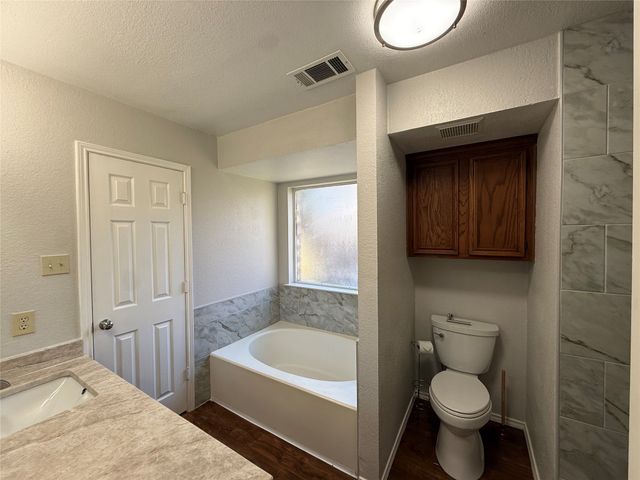 7913 Rice Drive, Rowlett, TX 75088