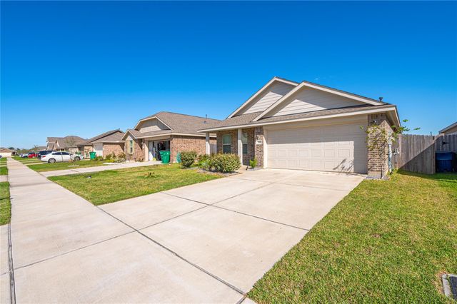 269 Bennett Loop, Angleton, TX 77515