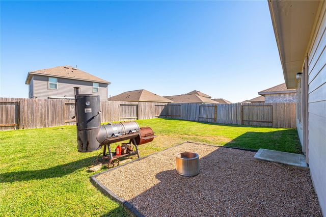 269 Bennett Loop, Angleton, TX 77515