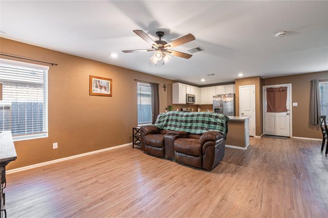 269 Bennett Loop, Angleton, TX 77515