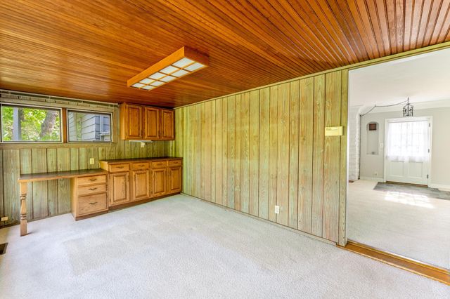 2500 Keller Parkway, Maplewood, MN 55109