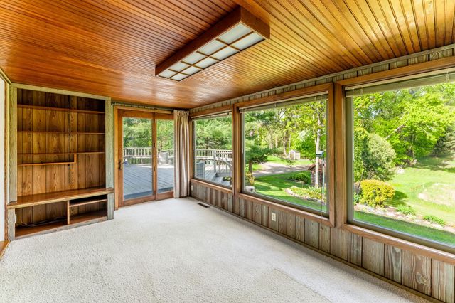 2500 Keller Parkway, Maplewood, MN 55109