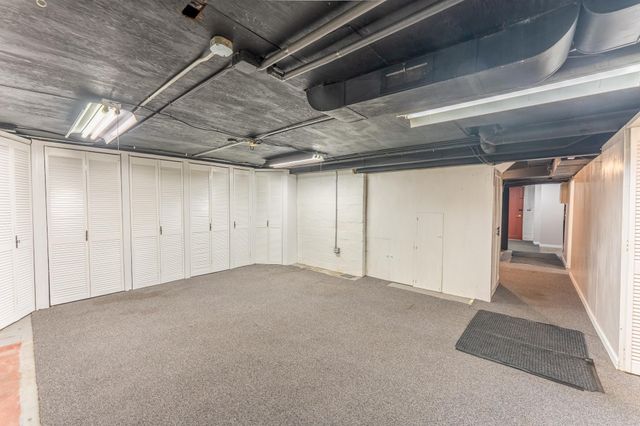 2500 Keller Parkway, Maplewood, MN 55109