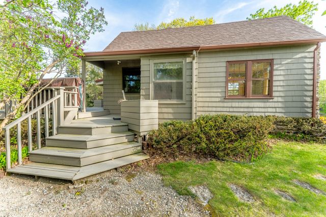 2500 Keller Parkway, Maplewood, MN 55109