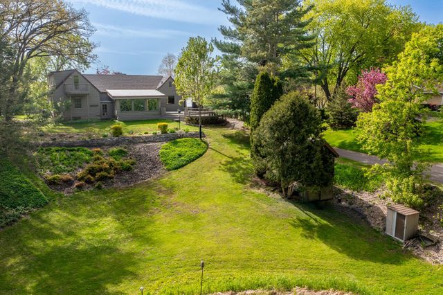 2500 Keller Parkway, Maplewood, MN 55109